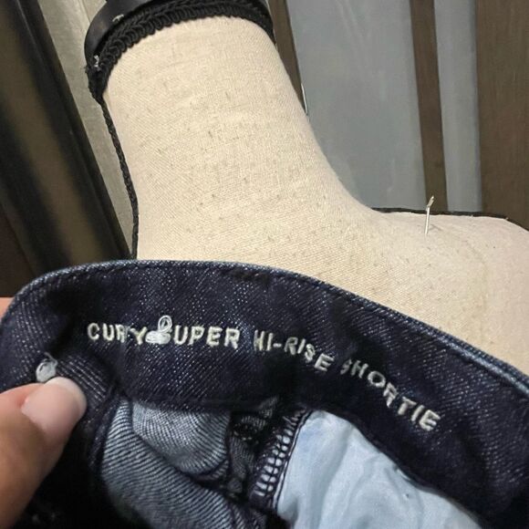 American Eagle Jean curvy high rise Shorts - Picture 3 of 5